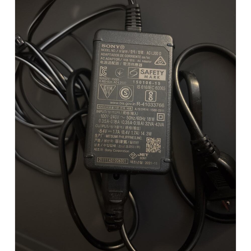 SONY AC Adapter Model AC-L200 D - Picture 5 of 5